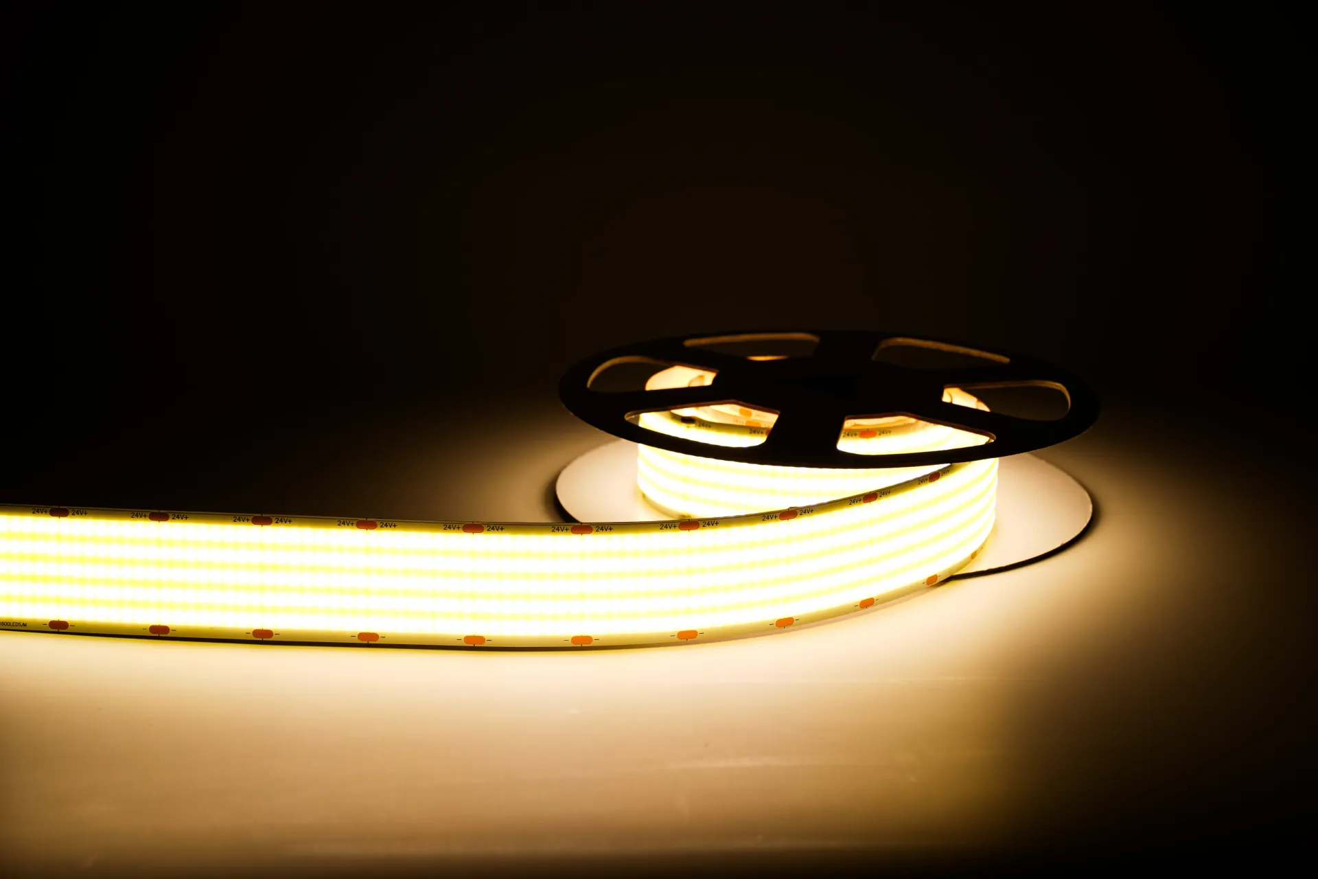High Power COB LED Streifen 30mm Art.-Nr. 22327 mit 1600 LEDs/m und 4000 lm/m in Warmweiß 3000K