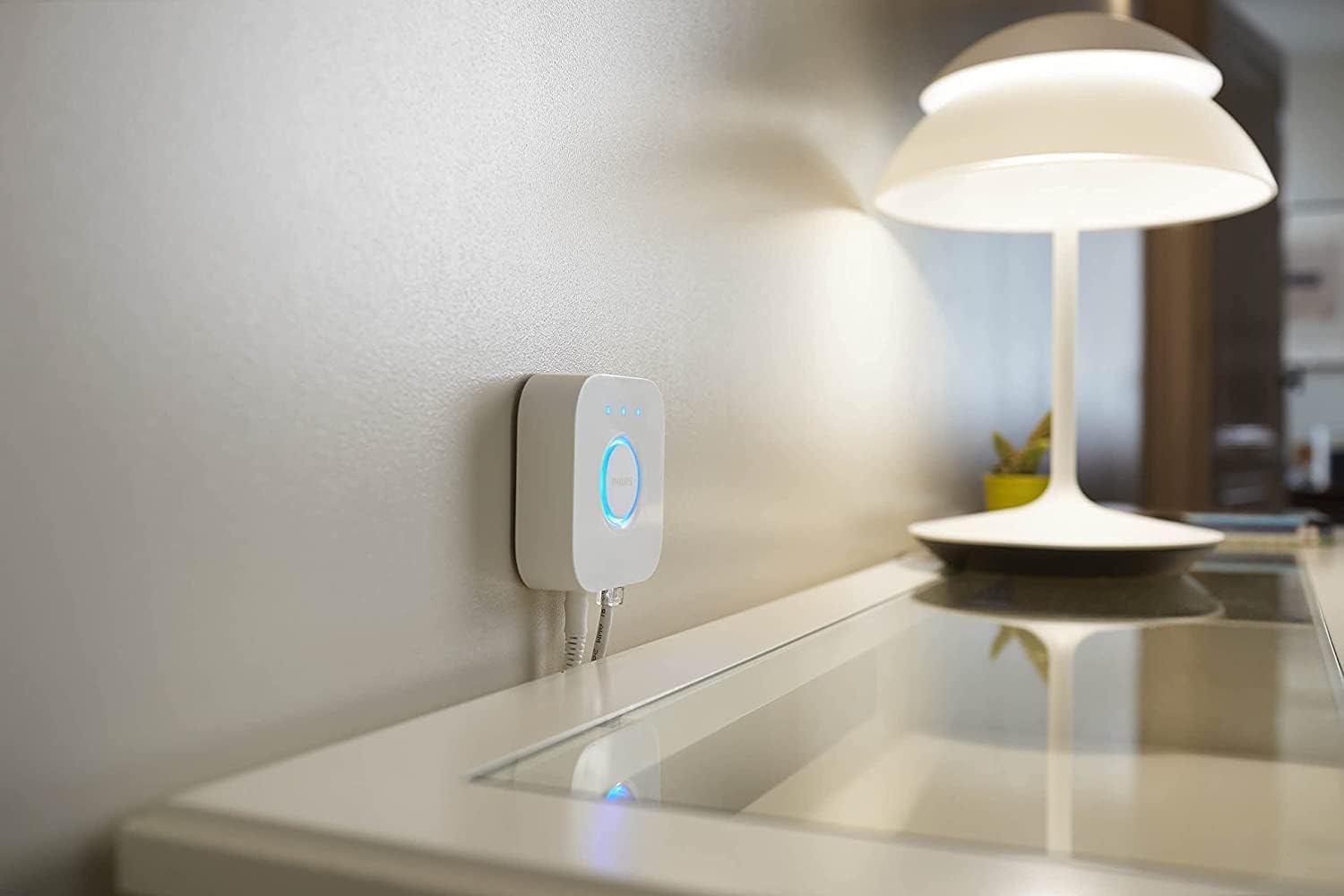 Philips Hue Bridge – Zentrale Steuerung für Hue Smart Home Beleuchtung Philips Hue Bridge – Zentrale Steuerung für Hue Smart Home Beleuchtung