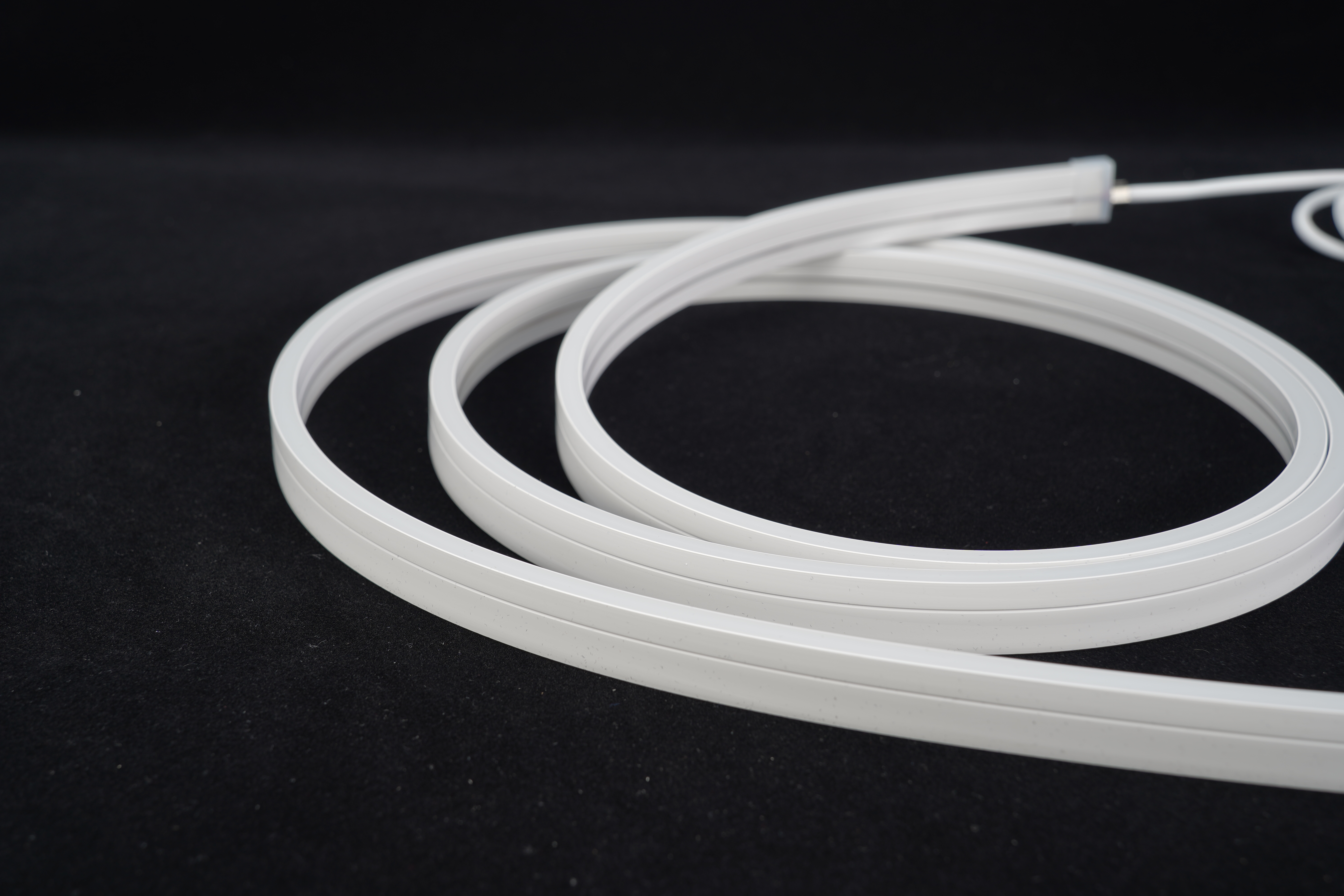 LED NEON TUBE 06×16 mm Silikon Schlauch – 5 m Rolle - 12 W – 24 V – IP67 – CRI>93 - Schneidmaß 50mm