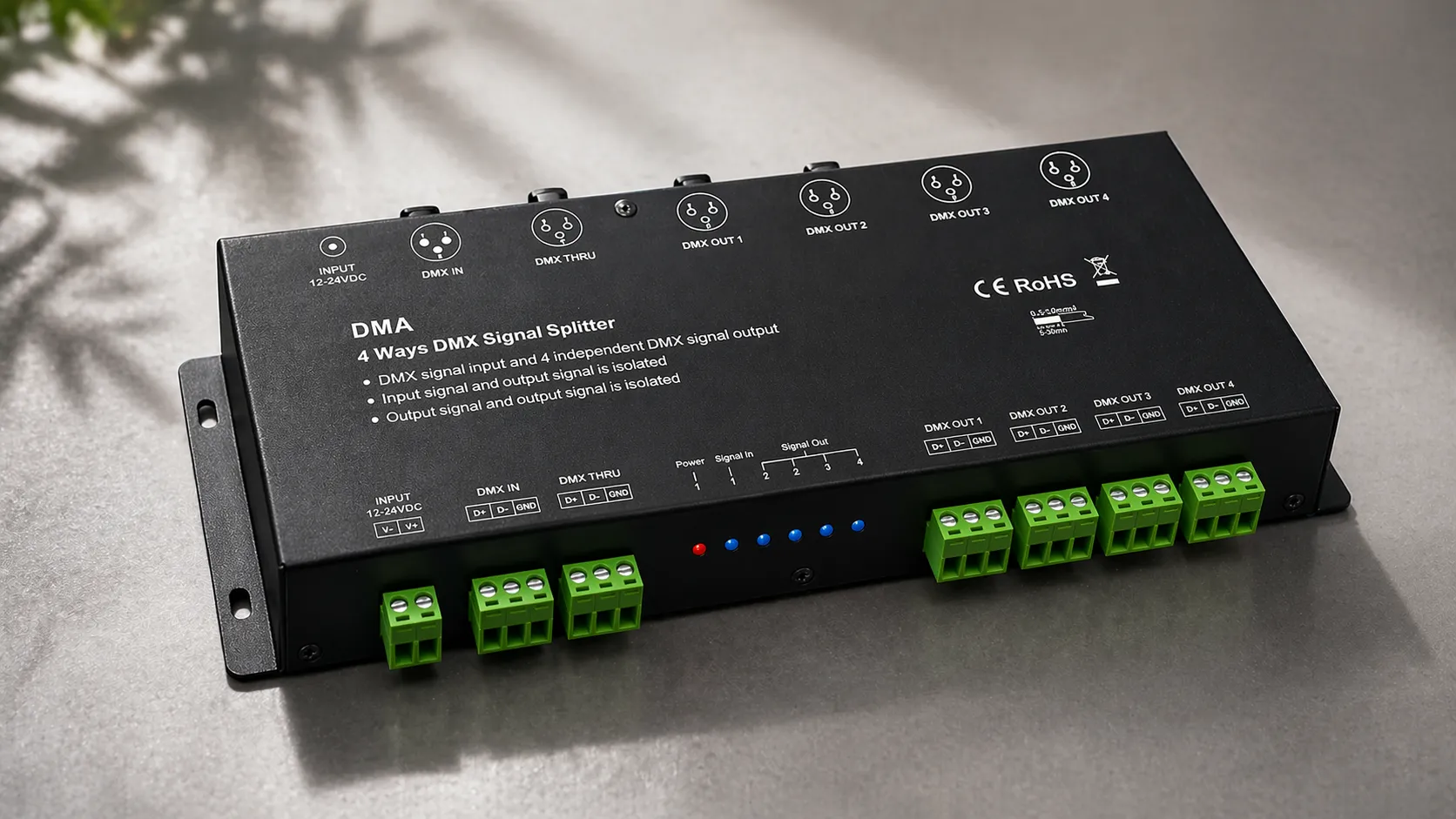 LED DMX Splitter zur Signalverteilung für mehrere DMX Geräte und Lichtsteuerungen