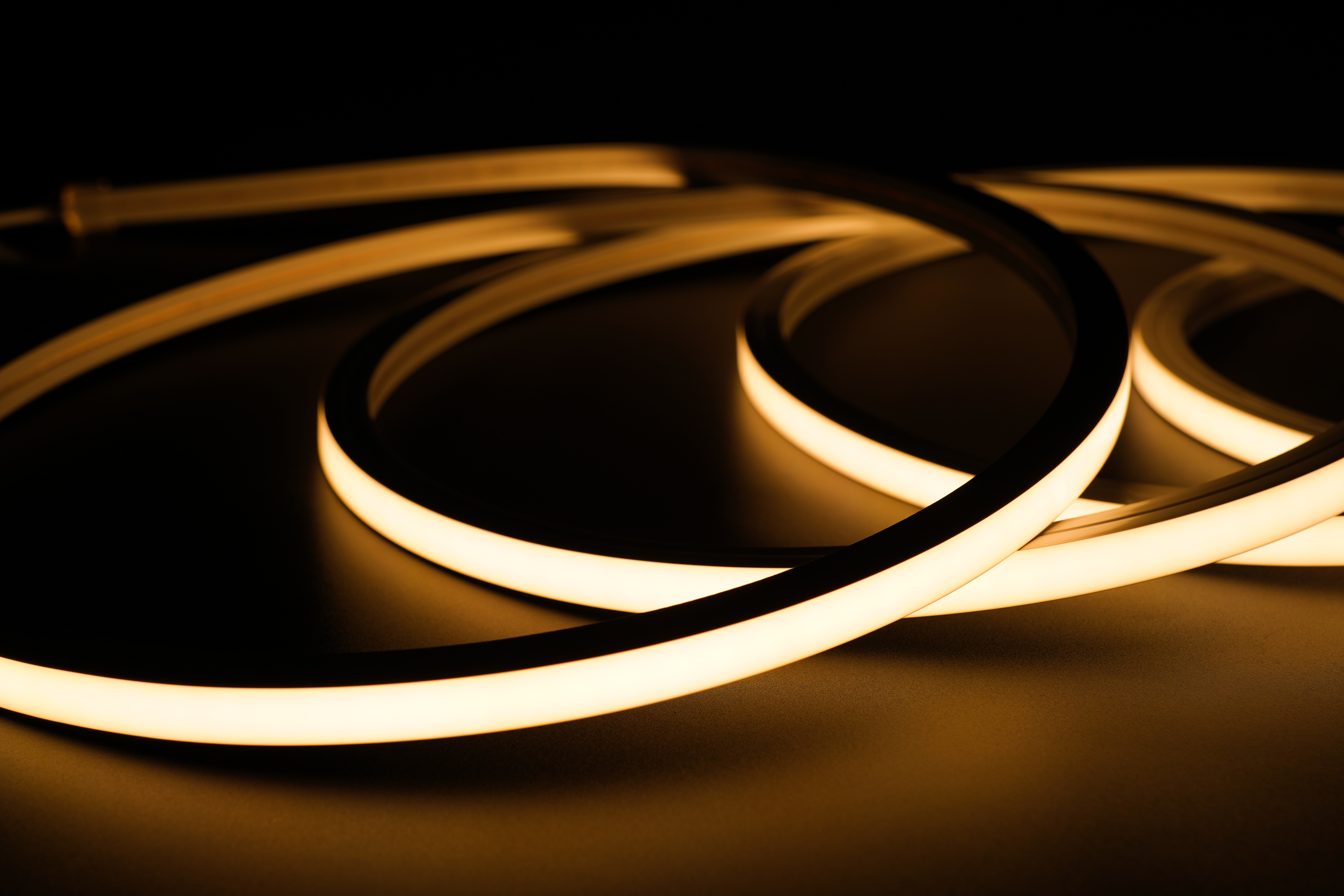 LED Neon Tube 12x12mm warmweiß als flexible Lichtlinie, indirekte Beleuchtung mit Silikon Schlauch 24V IP67