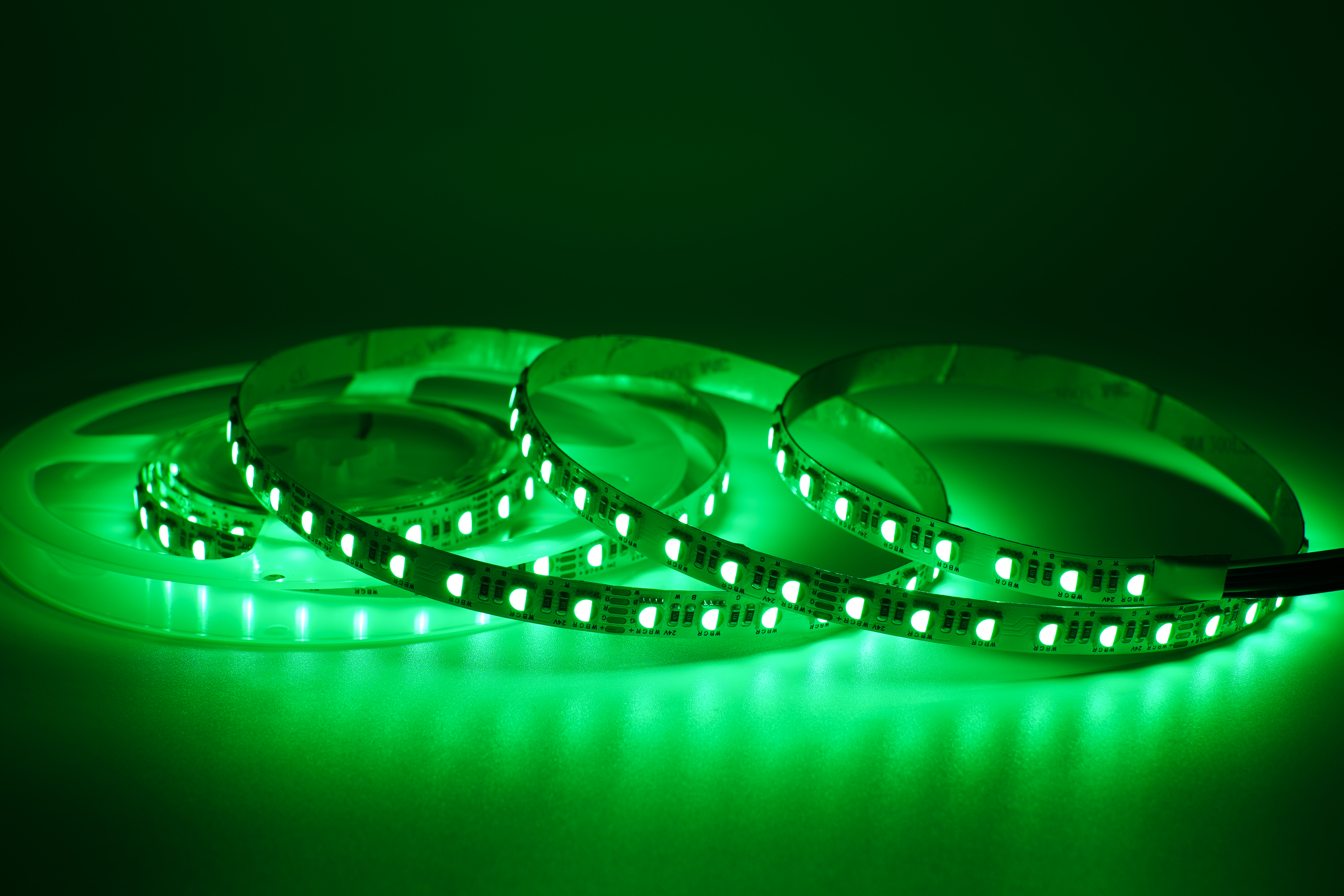RGBW 4-in-1 LED-Streifen 10 mm – 60LEDs/m, 24 V, 18 W/m – RGBW+3000K mit 120° IP20 