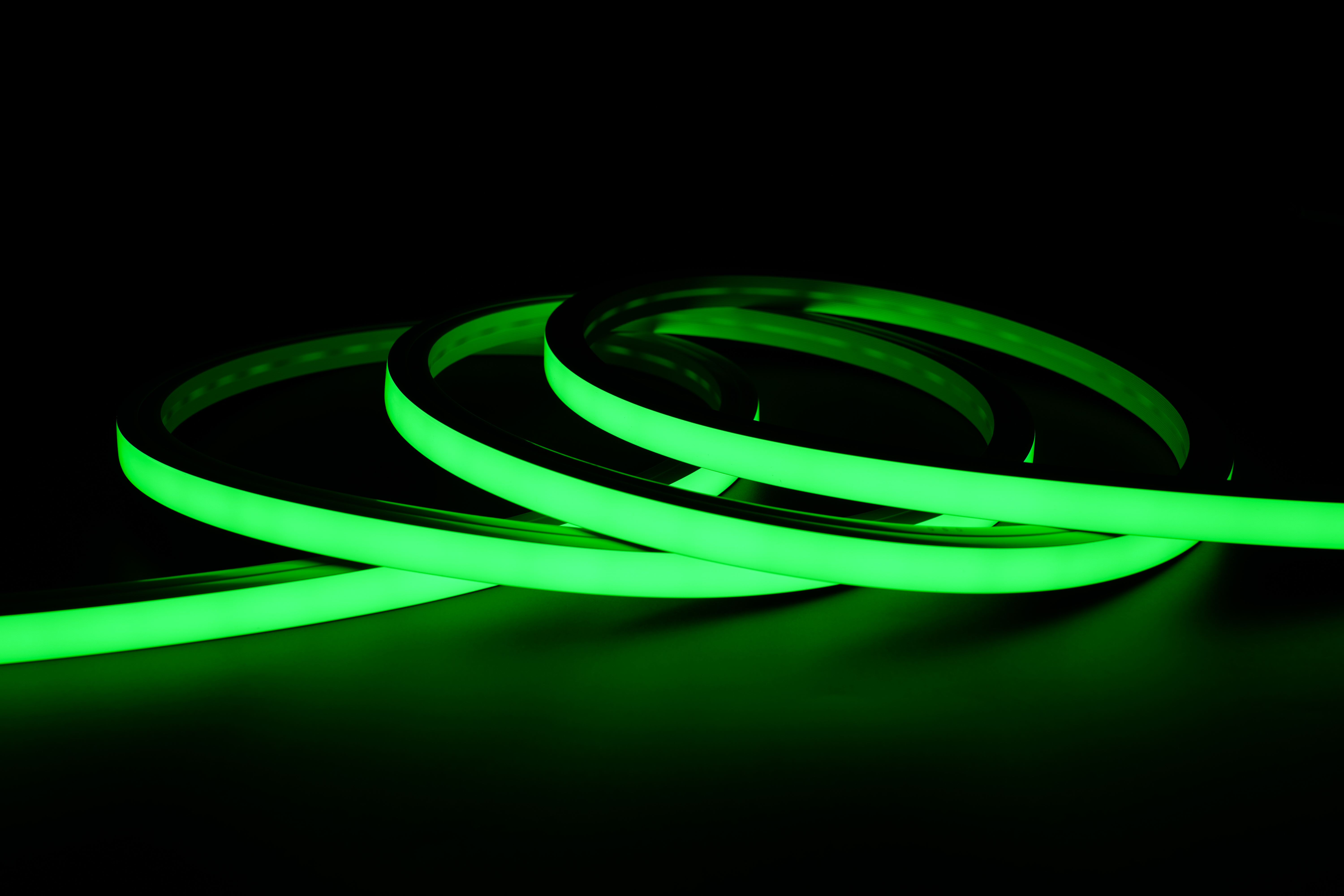 LED RGB NEON TUBE 16×16 mm Silikon Schlauch – 5 m Rolle - 24V - IP67- 14W