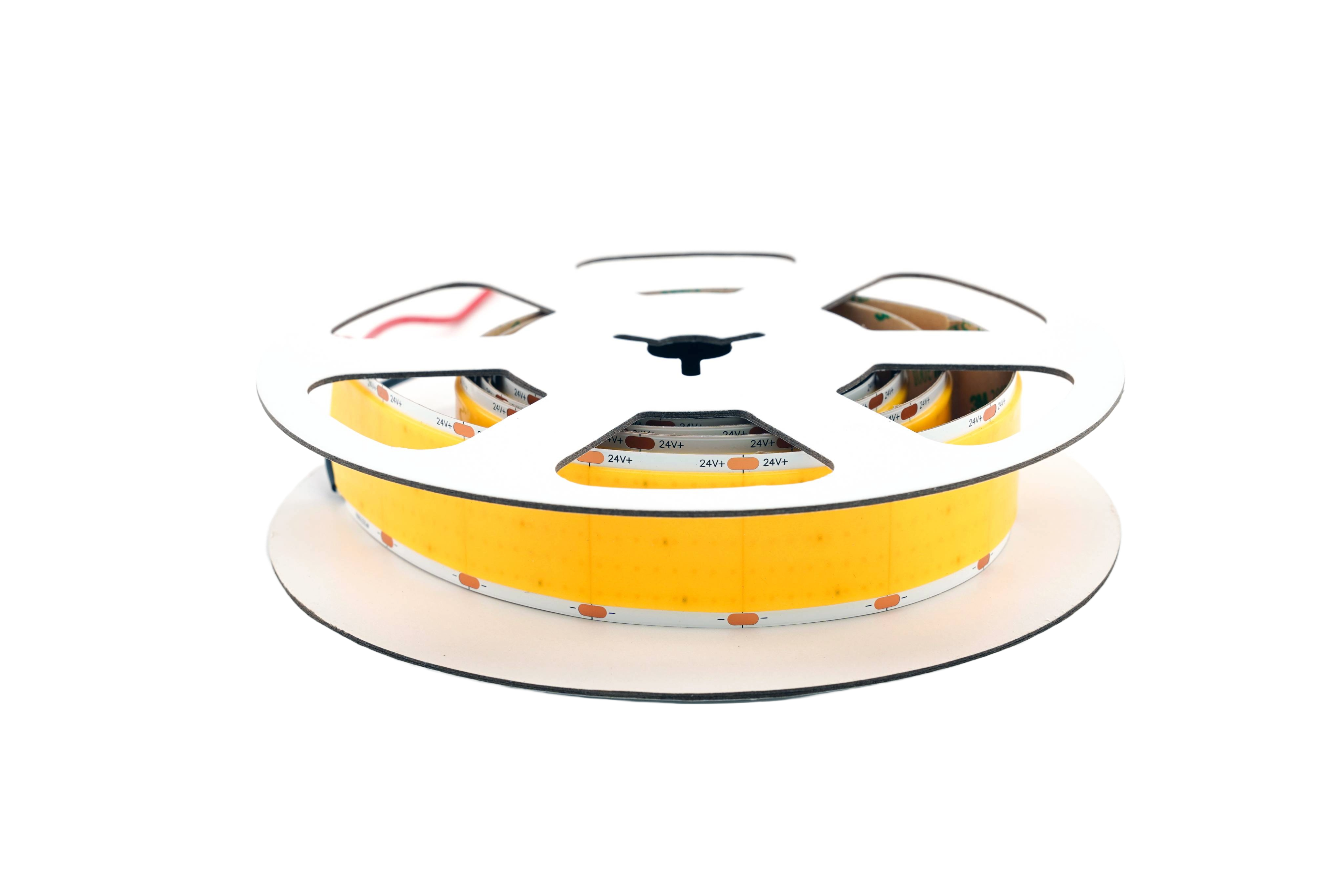 Ultraheller COB LED Streifen 24V mit 1600 LEDs/m und 30 mm Breite als unbeleuchtetes Produktfoto – komplett aufgerollt auf Spule, homogenes und punktfreies LED Band für professionelle Anwendungen