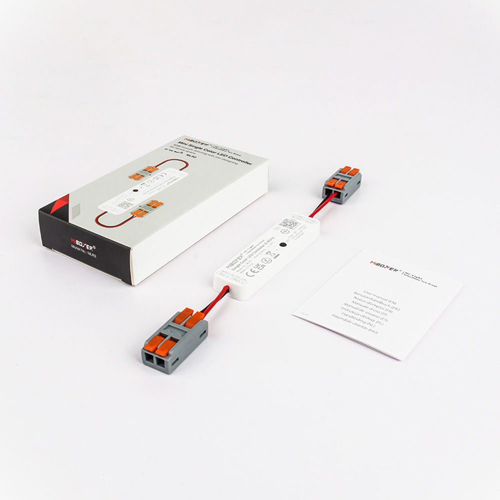 MiBoxer MLR2 Mini Single Color LED Controller – Lieferumfang MiBoxer MLR2 Mini Single Color LED Controller 2,4 GHz Funk Dimmer mit Verpackung und Anleitung