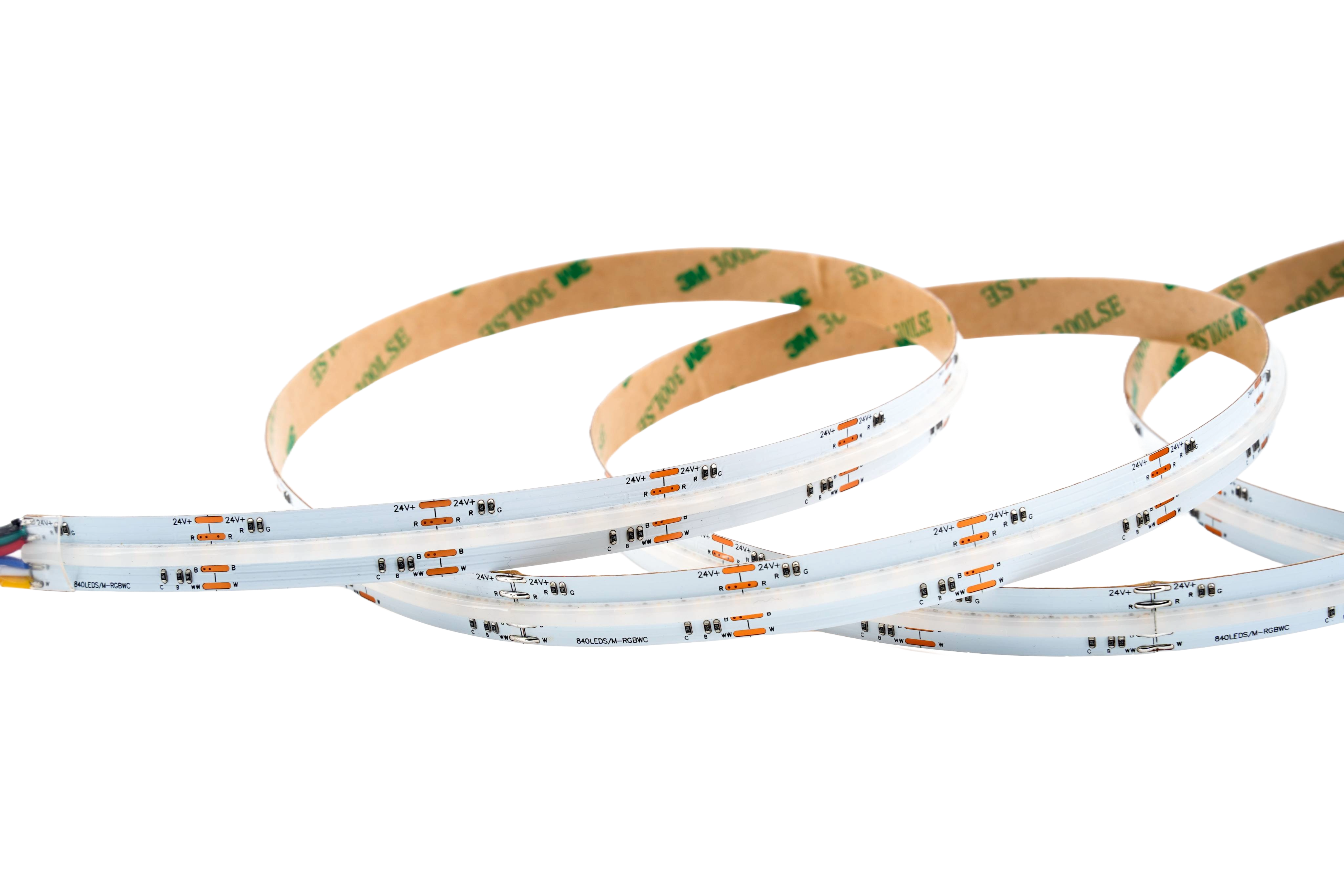 COB RGBCCT LED-Streifen 12 mm mit 840 LEDs/m – 24 V, 21 W/m, homogenes punktfreies RGB- und Weißlicht mit 180° Abstrahlwinkel