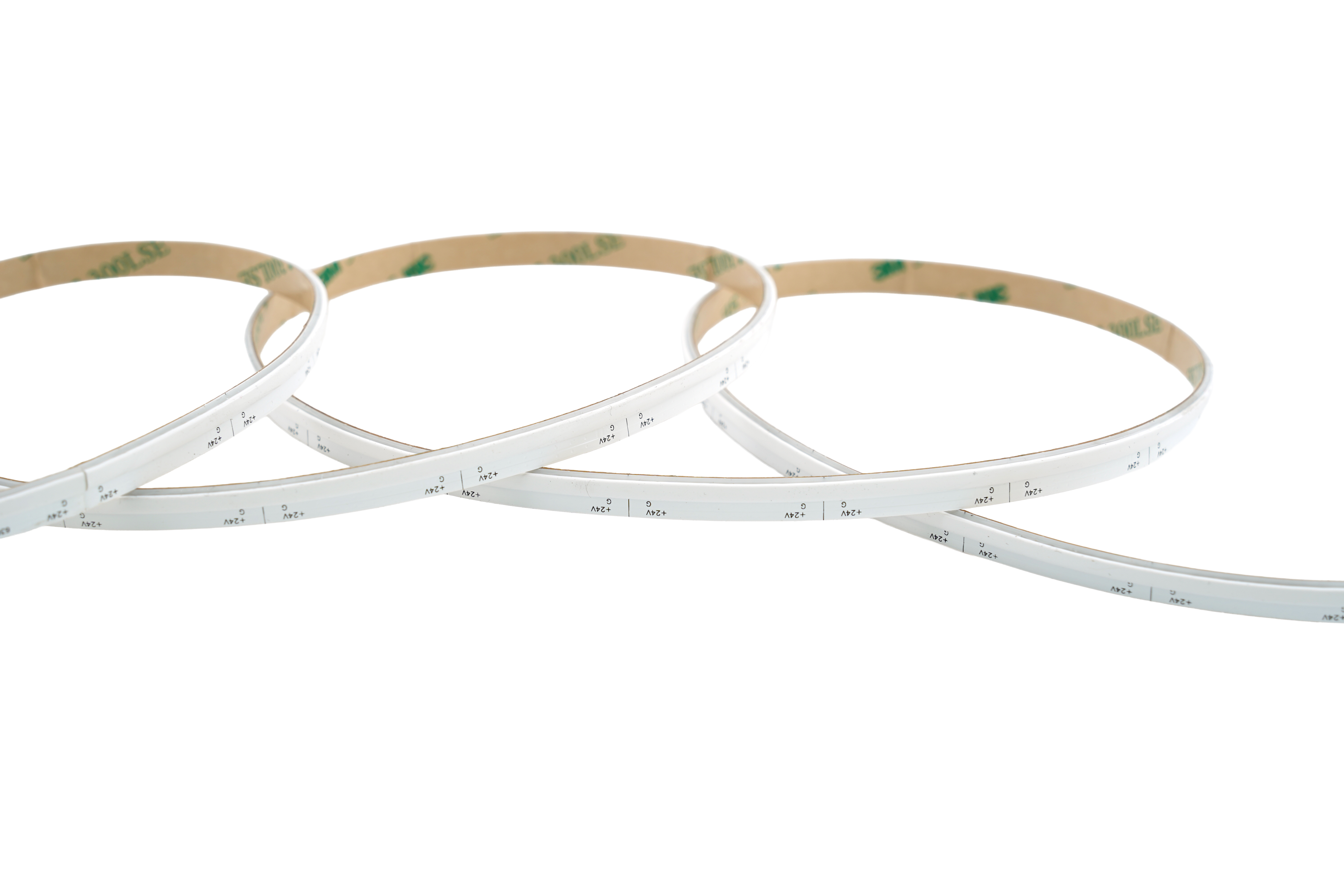 Nahaufnahme Side View COB RGB LED Streifen 8 mm – punktfreies Lichtband mit seitlicher Abstrahlung