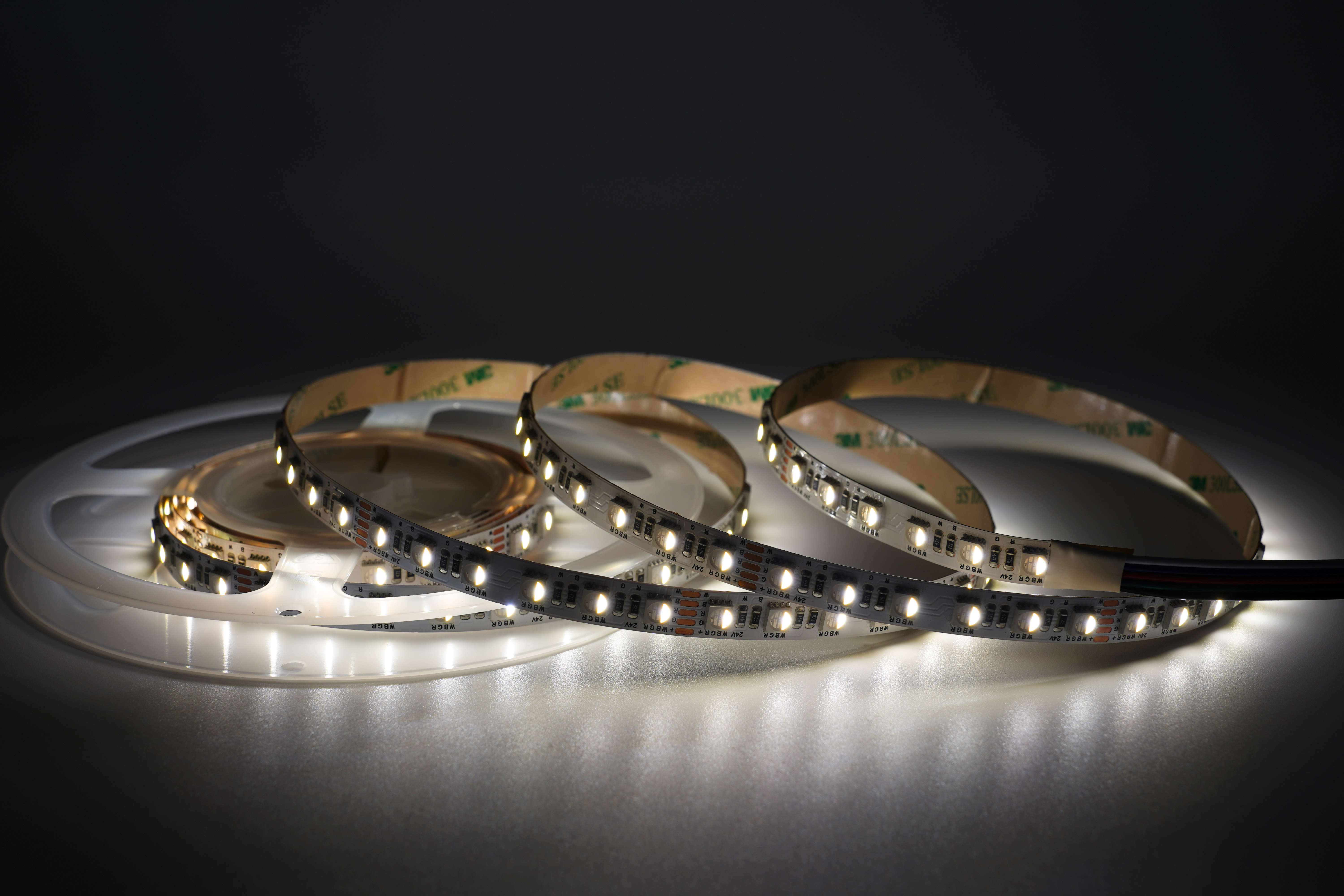 RGBW 4-in-1 LED-Streifen 10 mm – 60LEDs/m, 24 V, 18 W/m – RGBW+3000K mit 120° IP20 