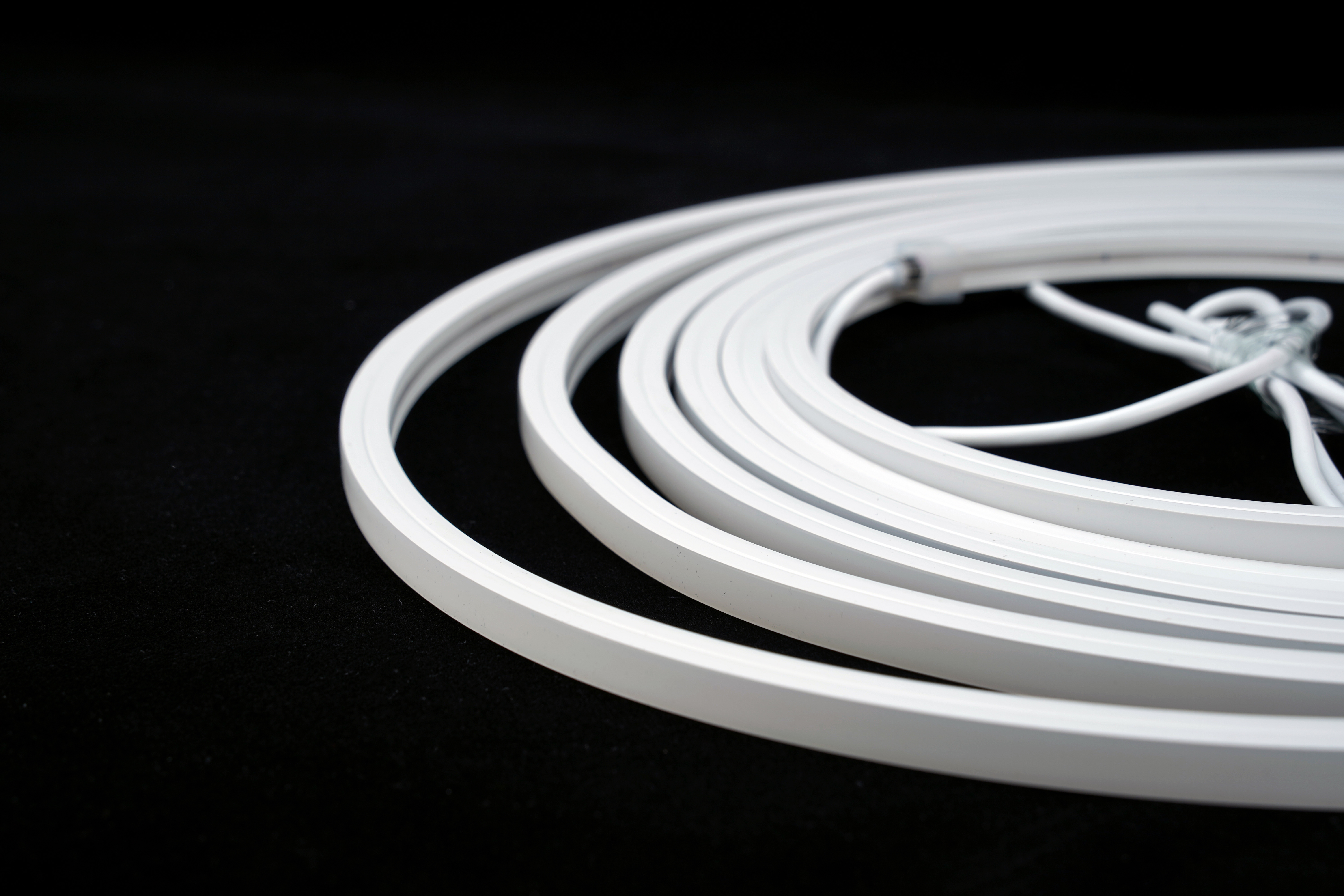 LED NEON TUBE 10×10 mm Silikon Schlauch – 5 m Rolle - 12 W – 24 V – IP67 – CRI>93 - Schneidmaß 50mm