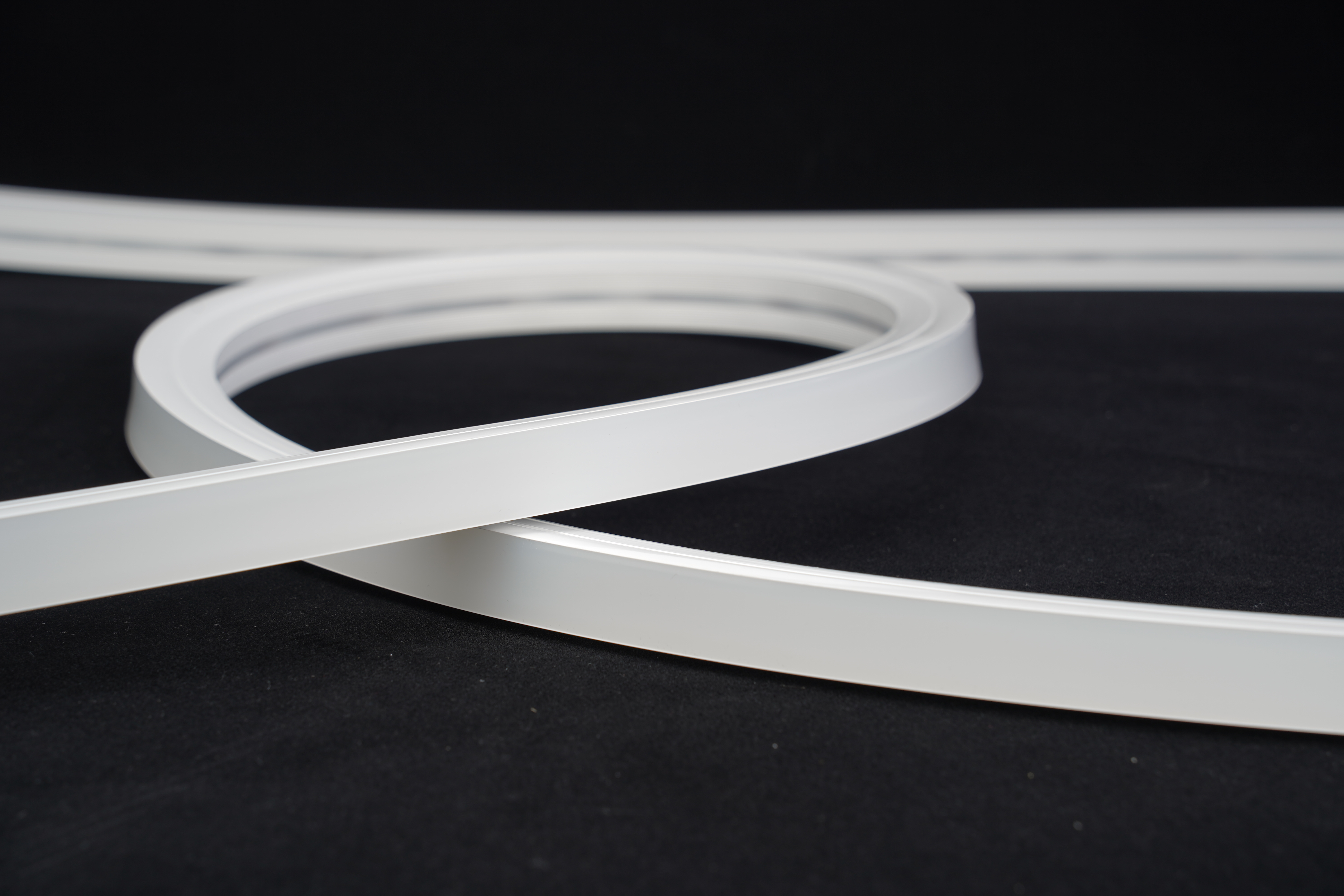 LED RGB NEON TUBE 20×20 mm Silikon Schlauch – 5 m Rolle - 24V - IP67- 14W