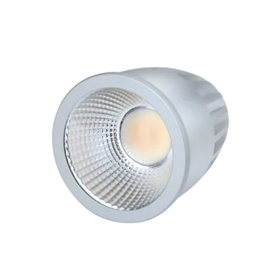 MR16 LED Spot 10W 24V DC RGBW mit 2700K Warmweiß Frontansicht MR16 LED Spot 10W 24V DC RGBW mit 2700K Warmweiß und reflektierendem Reflektor