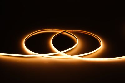 COB LED-Streifen 3 mm auf 5-Meter-Rolle – 24 V, IP33, mit 3M-Klebeband für einfache Montage