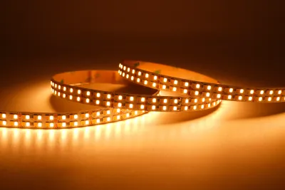 24V CCT LED Strip – 480 LEDs/m Warmweiß, High CRI92, Tunable White CCT LED Streifen 24V mit 480 LEDs/m, hoher CRI92 und Tunable-White-Funktion – flexibles LED Band für Wohn- und Akzentbeleuchtung