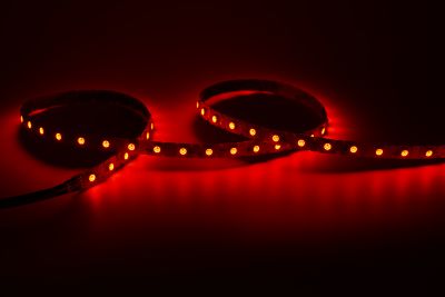roter LED Streifen 24V SMD indirekte Beleuchtung mit sichtbaren LEDs für Ambientebeleuchtung Wohnzimmer Decke und Akzentlicht