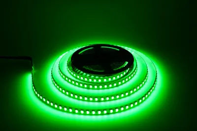 LED Streifen Set RGBW – SMD LED Streifen 24V, 4-in-1, 19,2 W/m, 5m, RGB + Warmweiß 3000K – SS150 Netzteil, SM5 Matter Controller & C5 Fernbedienung Schwarz LED Streifen Set RGBW – SMD LED Streifen 24V, 4-in-1, 19,2 W/m, 5m, RGB + Warmweiß 3000K – SS150 Netzteil, SM5 Matter Controller & C5 Fernbedienung Schwarz
