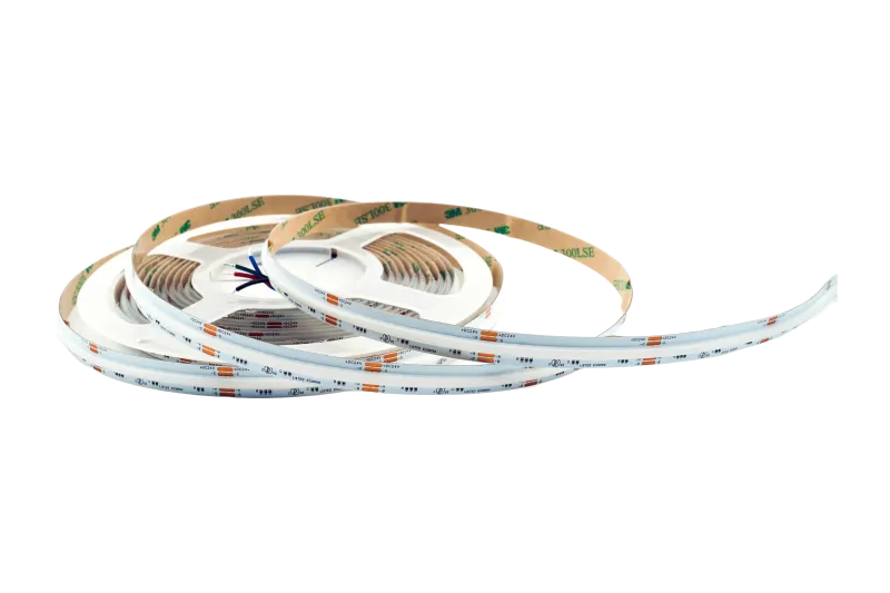 COB RGB LED Streifen 10 mm in Weiß, unbeleuchtete Produktaufnahme, 840 LEDs/m, 24 V, homogenes RGB Lichtband mit 180° Abstrahlwinkel, flexible LED-Rolle für Innen- und Außenanwendungen von SK-LED