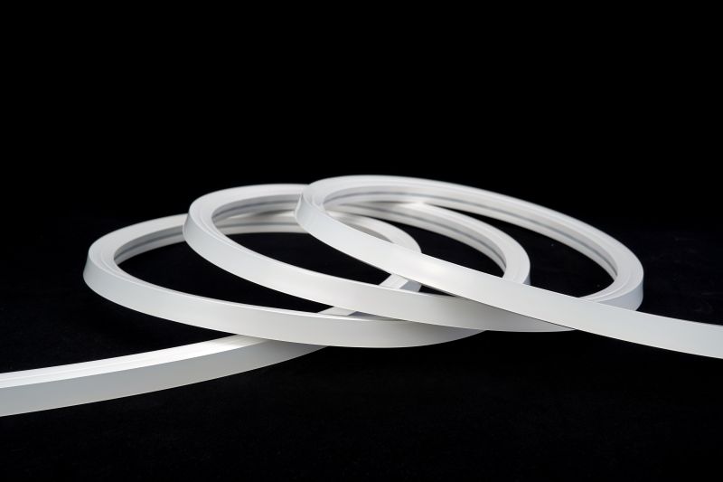 LED Neon Tube 20x20mm unbeleuchtet als 5m Rolle, Silikon Schlauch 24V IP67