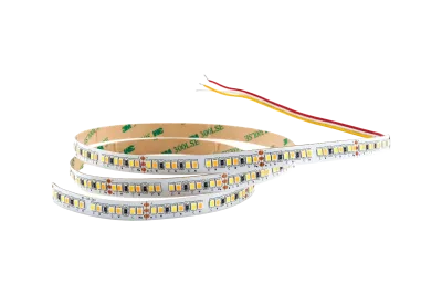 CCT LED Streifen 24V – 192 LEDs/m, CRI82, 2700–6500K Tunable White CCT LED Streifen 24V mit 192 LEDs pro Meter als unbeleuchtete Produktaufnahme – flexibles LED Band mit CRI82, Tunable-White Funktion und farbmarkierten Anschlusskabeln