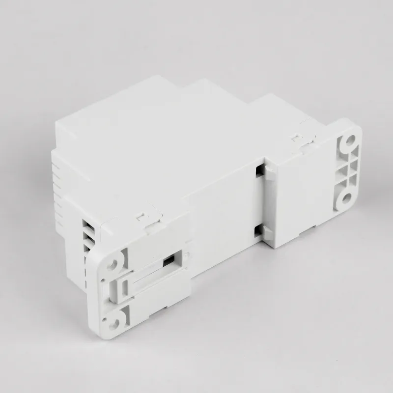 Rückseite des MiBoxer DL2-T mit Befestigungsclip für die 35 mm Hutschiene und Schraublöchern zur Wandmontage