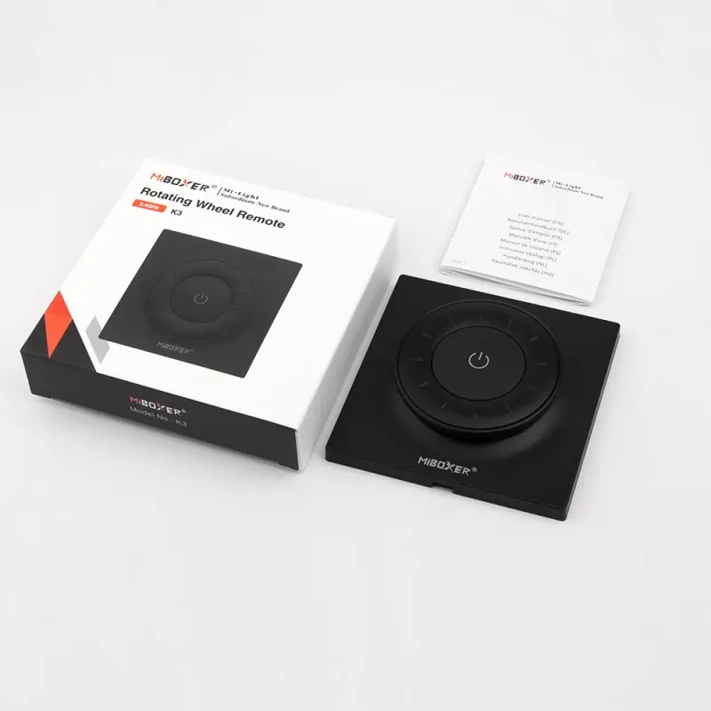 MiBoxer K3 Fernbedienung Schwarz an magnetischer Wandhalterung montiert – flexibel abnehmbar, batteriebetrieben mit CR2032, bohrfreie Befestigung