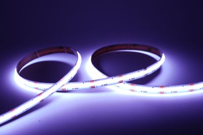 COB RGB LED Streifen 12V mit 810 LEDs pro Meter für eine gleichmäßige homogene Lichtlinie