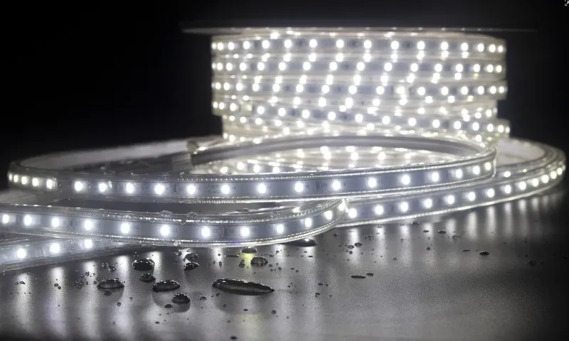 230v-led-streifen-50m-rolle-gefahren-und-risiken-tipps (1)