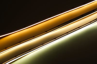Side View COB LED Streifen 24 V 480 LEDs m kaltweiß 6000K mit seitlicher Lichtabstrahlung