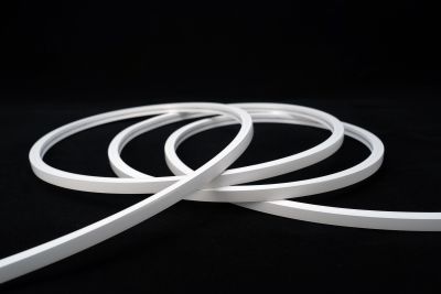 LED Neon Tube 10x10mm neutralweiß als 5m Rolle, flexibler Silikon Schlauch für 24V LED Streifen IP67