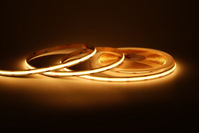 Flexibler COB LED Streifen 4000K neutralweiß für gleichmäßige Lichtlinien