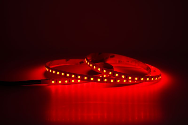 RGB LED-Streifen 10 mm – 60LEDs/m, 24 V, 14,4 W/m – Lichtband mit 120° Abstrahlwinkel