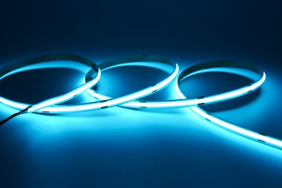 COB LED Streifen 24V hellblau Detailansicht mit 480 LEDs/m – Art.-Nr. 22833