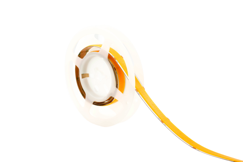 COB LED Streifen 24V mit 960 LEDs/m und 15 mm Breite als unbeleuchtetes Produktfoto – teilweise ausgerollt, punktfreies und homogenes LED Band für professionelle Lichtanwendungen