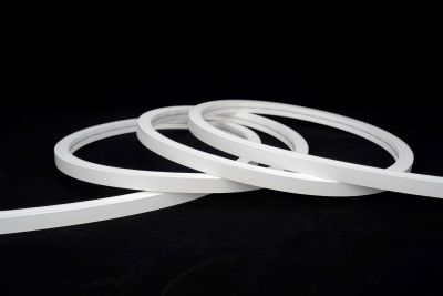 LED Neon Tube 20x20mm flexibel verlegt, 5m Rolle 24V IP67 Silikon Neon Flex
