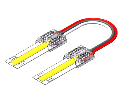 LED Streifen-zu-Streifen Verbinder 3-polig 10 mm – COB CCT LED-Streifen mit 15 cm Kabel im Einsatz | SK-LED LED Strip-zu-Strip Verbinder mit 15 cm Kabel für 10 mm COB CCT LED-Streifen, lötfrei, transparentes Gehäuse mit eingesetzten LED-Streifen, ideal für flexible Lichtverbindungen bis 4 A.